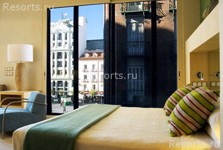 Room Mate Alicia 14